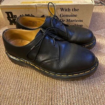 Vintage Dr. Martens Black Leather 1461 Black Leather greasy 3 eyelet Oxford shoe - Image 1 of 4