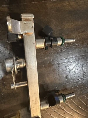 Polaris Fuel Rail 2521886 OEM  NEW - Image 1 of 4