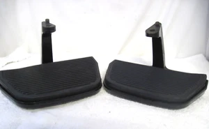12 Harley Road King Classic FLHRC Touring Passenger Footrest Set OEM 50613-91A - Picture 1 of 14