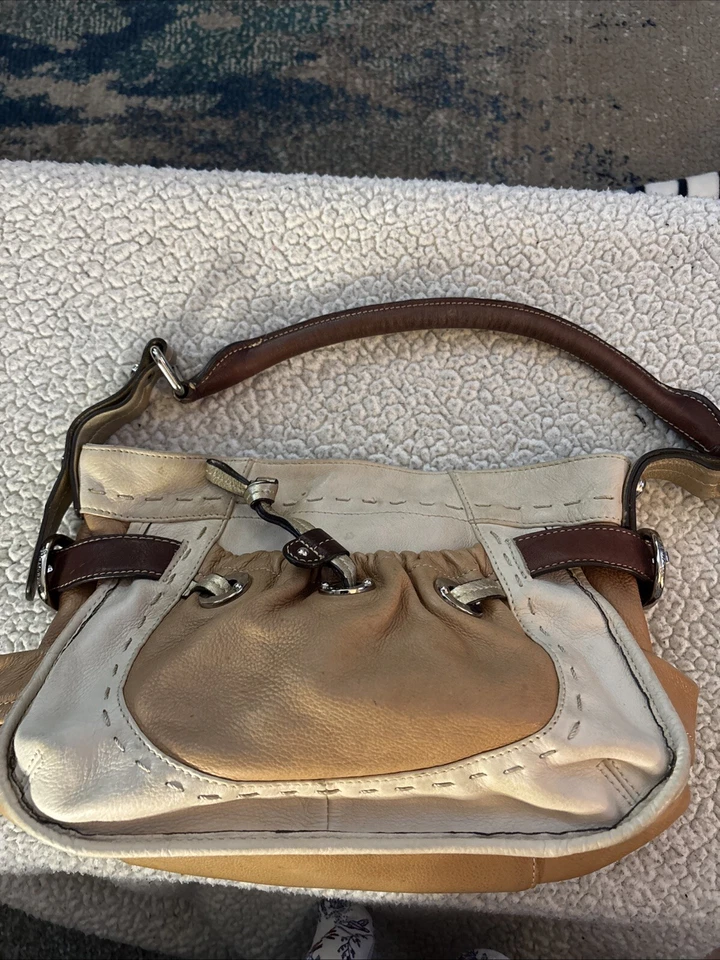 Bolso de Hombro Hobo B. Makowsky Grande Bronceado Claro y Oscuro Cuero Suave Genuino Foto 1 de 4