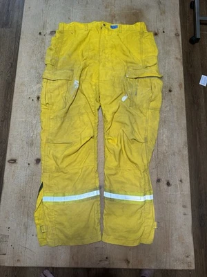 Crew Boss Nomex Wildland Fire Fighting Pants Yellow Reflective 2014 XL-34 5H - Image 1 of 4