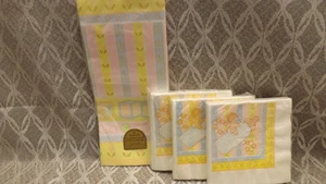 Vtg ADORABLE Hallmark Baby Shower Tablecloth and 48 Napkins - Picture 1 of 6