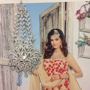 SILVER RED BLUE JHUMMAR HAIR CHAIN HEAD HAIR PIECE SIDE TIKKA JEWELLERY -1A - Picture 1 of 8
