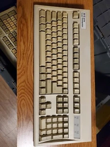 Keytronic E03601 E03601QUS201C Wired Keyboard - Picture 1 of 5