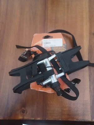 Wellgo M-12 Bicycle Pedals w/Toe Clip & Straps 9/16 Alloy MTB, Hybrid PD 2 - Image 1 of 4