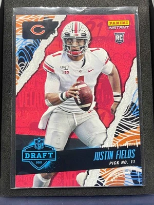 2021 Panini Instant NFL Draft Justin Fields Rookie Red RC 20/25 #10 Chicago - Image 1 of 2