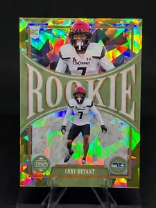 Coby Bryant 2022 Panini Legacy Yellow Diamond SSP/10 #182 Bearcats Seahawks RC - Imagen 1 de 2