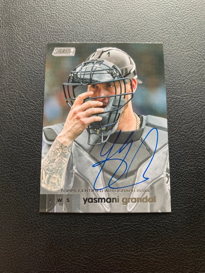 2020 Topps Stadium Club Auto Yasmani Grandal #AYG Auto - Image 1 of 1