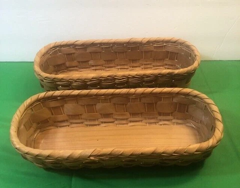 Renaissance Tasket's Wide Server Basket with Hand Painted Apples and Liner NEW Cover