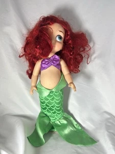 "Muñeca para niños pequeños de 16"" de la colección de animadores de Disney La Sirenita Ariel" - Imagen 1 de 6