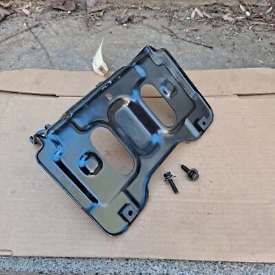 Dodge Avenger 1995 1996 nuevo MoPar soporte de placa de licencia delantero Foto 1 de 3