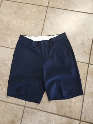 Pantalones cortos de golf Alan River para hombre (talla 34") × 10" negros (usados en excelente estado  Foto 1 de 4