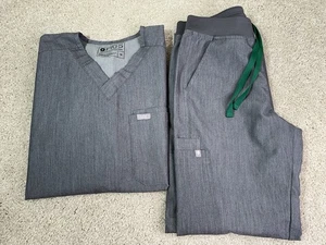 FIGS Leon Scrub Set Uomo XS Grigio Scollo a V Manica Corta Top e Pantaloni Cargo - Foto 1 di 17