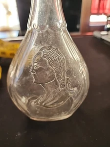 Botella George Washington vintage de vidrio Wheaton en relieve árbol bside en relieve - Imagen 1 de 5