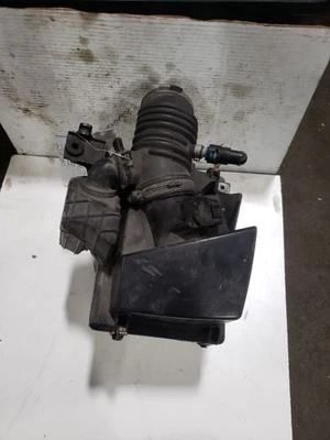 Air Cleaner Without Turbo US Market Low Emissions Fits 04-09 MAZDA 3 1407066 - Image 1 of 4