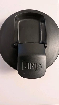 Tapa de repuesto para sorbo y sello 2-Ninja para tapa abatible Nutri Ninja 18 24 32 oz, tapa de 3,5" Foto 1 de 4