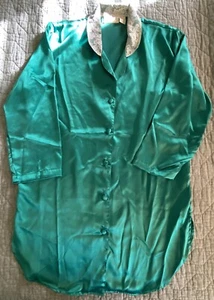 Victorias Secret Gold Label Emerald Green Pajama Top Size P/S Lace Collar - Picture 1 of 6