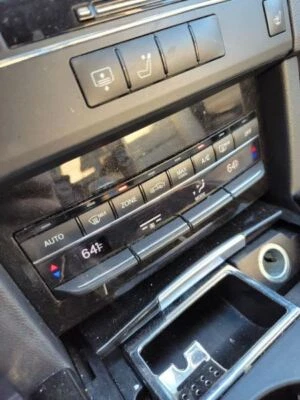 2010 MERCEDES BENZ E350 CONTROLE DE TEMPERATURA: DUAL ZONE - Imagem 1 de 4