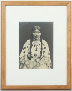 NATIVE AMERICAN WOMAN. 6.5x8.5 INCH, SILVER PRINT, 1900s BY LEE MOOREHOUSE. - Picture 1 of 3