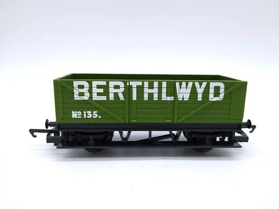 Hornby Berthlwyd Open Plank Wagon No 135 - OO - (Unused) Mint Condition - Image 1 of 4