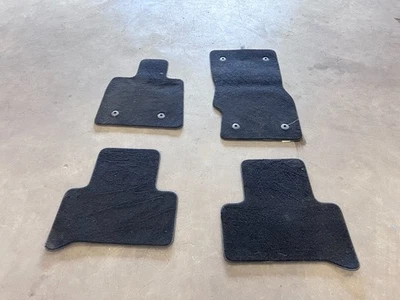 JUEGO DE ALFOMBRILLA ALFOMBRILLA DELANTERA Y TRASERA ALFA ROMEO STELVIO 18-25, LOTE OEM 3591 Foto 1 de 4