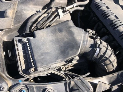 Limpiador de aire 2,0 L compatible con 10-12 AUDI A5 932494 Foto 1 de 4