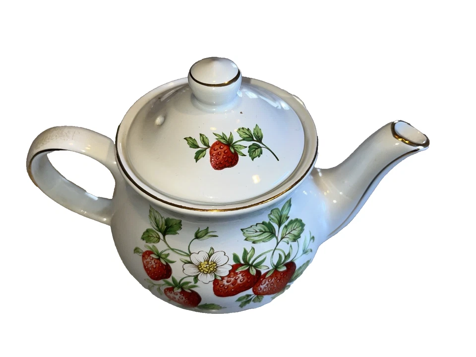 Sadler England Teapot Small White w/  Strawberry Strawberries Vintage Porcelain - Image 1 of 4