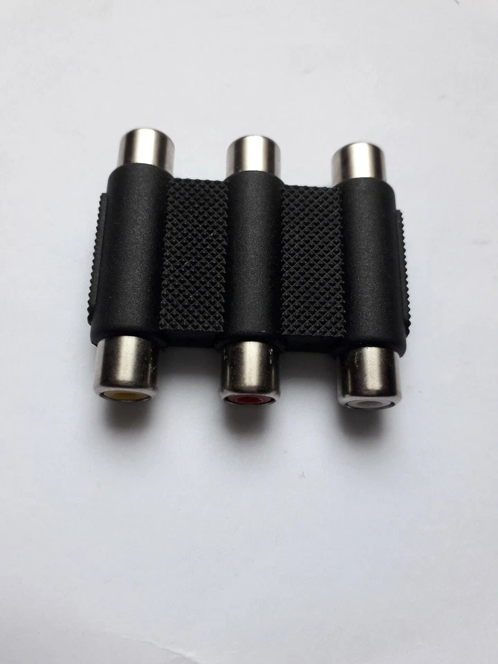 Video / Audio Adapter.3 RCA /Phono FemalePole. Either side - Image 1 of 1