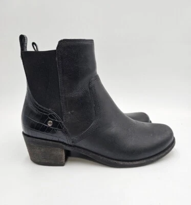 UGG Australia Keller Croco Black Leather Booties Ankle Boots - Womens Size US 5 - Image 1 of 4