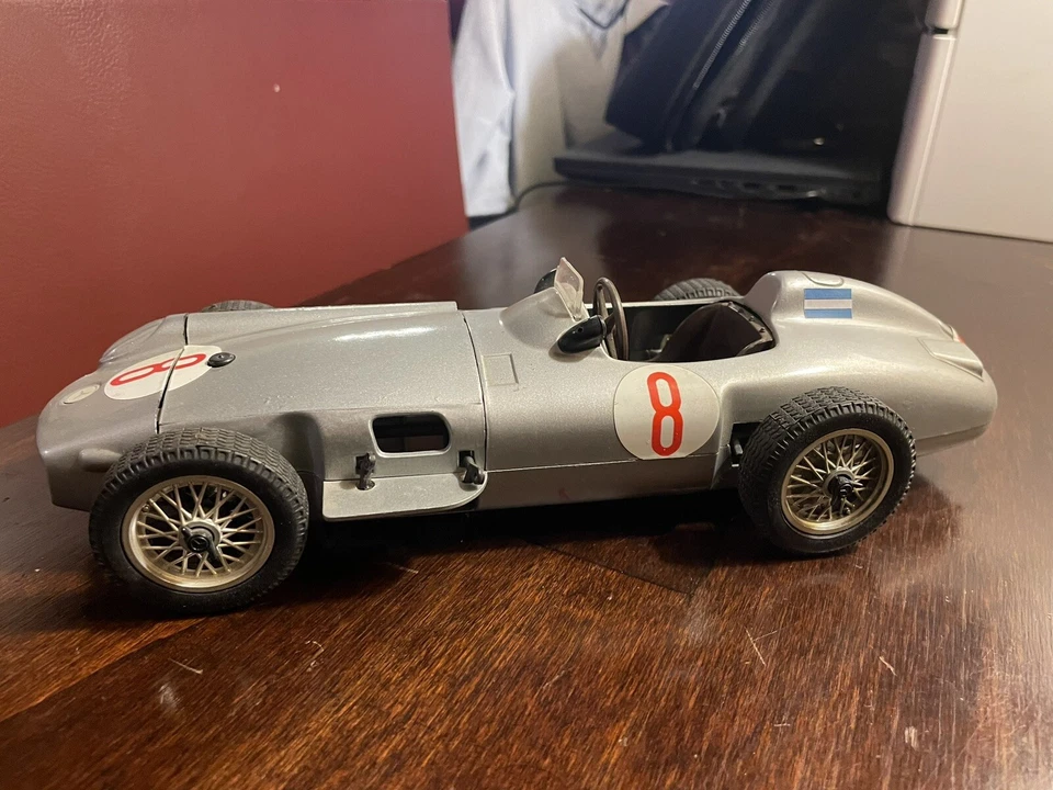 POLISTIL MODELLINO AUTO MERCEDES BENZ RW196 SCALA 1/16 - Immagine 1 di 3