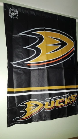 Wincraft Vertical Flags,  Anaheim Ducks NHL,  one sided 27x37 in, New & Unused Cover