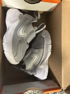 Newborn Nike Sneakers Size 2C - Picture 1 of 5