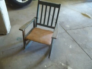 vintage 1920's - 1930's childs wooden rocking chair Green - Picture 1 of 13