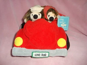 RUSS BERRIE HEDGEHOGS RED LOVE BUG CAR CARESS SOFT PET PLUSH 10" L x 6" T W/TAGS - Bild 1 von 10