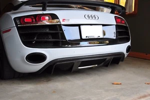 Audi R8 Carbon Fiber GT Rear Diffuser for V10 Model Coupe or Spider Pre Facelift - Imagen 1 de 5