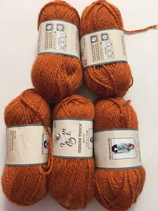 Lot of 5 ~ I Love This Yarn Chunky ~ Apricot ~ Acrylic ~ 3.5oz - Picture 1 of 4