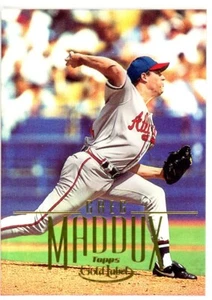 2002 Topps Gold Label #36 GREG MADDUX Braves - Picture 1 of 2