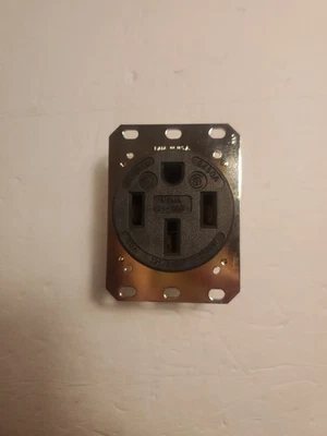 Dispositivo de cableado Hubbell-Kellems 50 A, industrial, receptáculo eléctrico, sin manipulaciones Foto 1 de 4