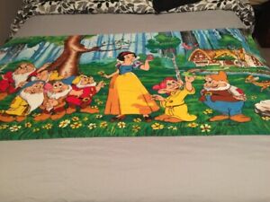 Disney's Snow White and the Seven Dwarfs Vintage Beach/Bath Towel 60x32 