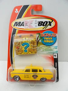 2005 Matchbox #4 Checker Taxi (gelb NYC, Bonuspreis innen Karte, Kmart Tag) - Bild 1 von 6