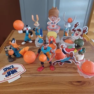 Space Jam Nuevo Legacy Lebron Warner Bros 2021 McDonalds Happy Meal Juguetes Juego de 12 - Imagen 1 de 9