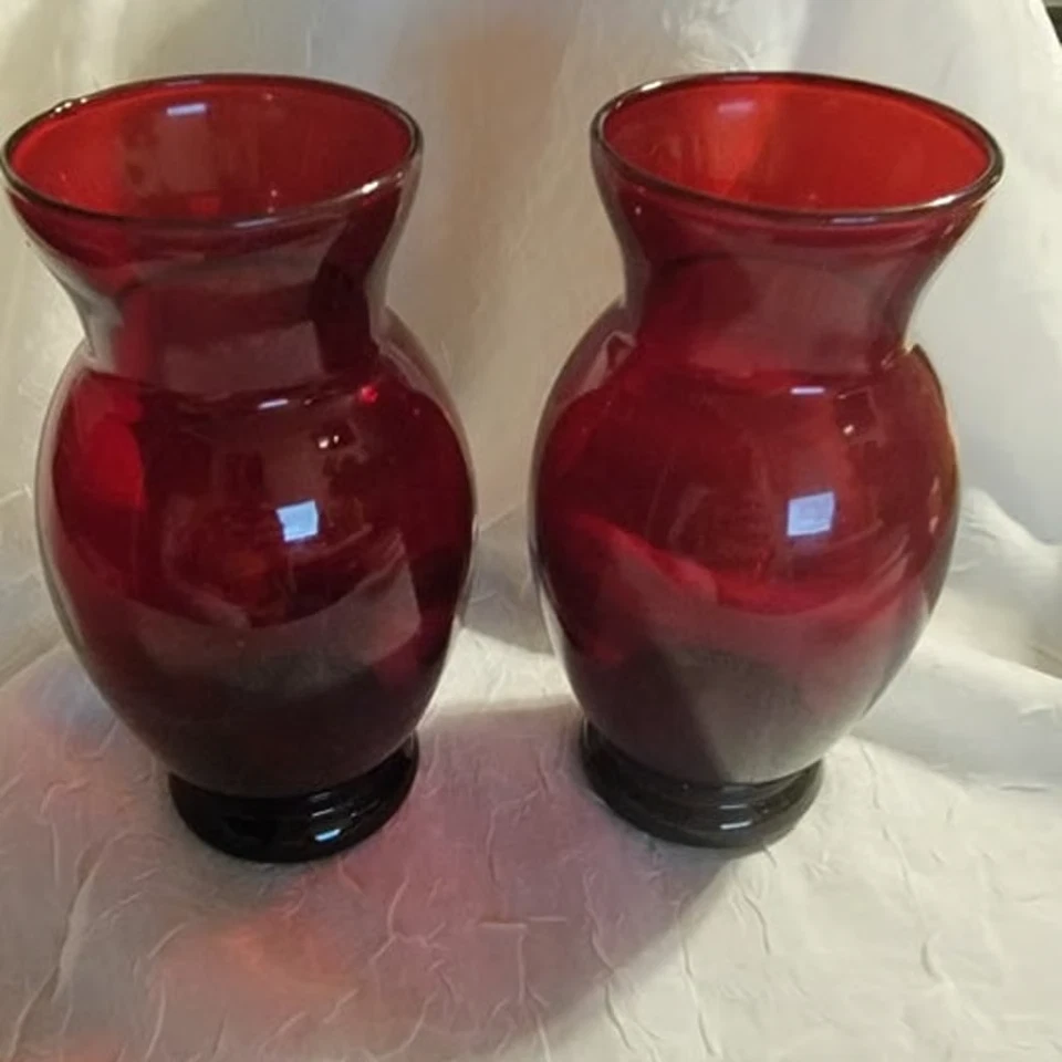Vtg. 1950's Two Valentine Royal Ruby Red Glass Vases by Anchor Hocking USA 6.5"T - Image 1 of 3