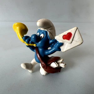 SMURFS Mailman Valentine Postman Bag Heart Envelope Love Letter Horn Figure Peyo - Picture 1 of 7