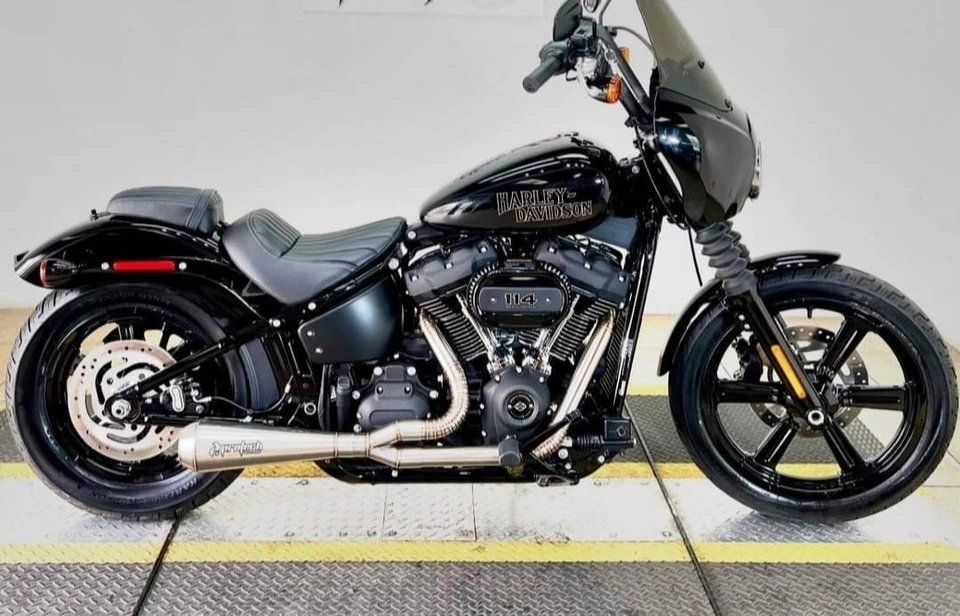 Exhaust 2 合 1 Harley-Davidson HD M8 Softail 2018-2025 Street Bob FXBB 2-1 — 第 1/4 张图片