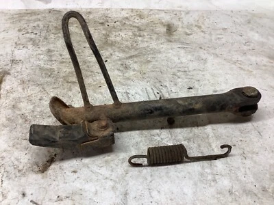 Honda CB 400. Pata de cabra.  Foto 1 de 2