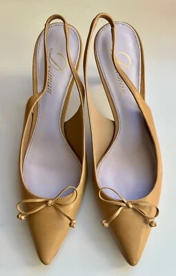 New Delman Designer Classic Tan Leather Pointed Toe Slingback Pumps w Bow Sz 9.5 - Image 1 of 4