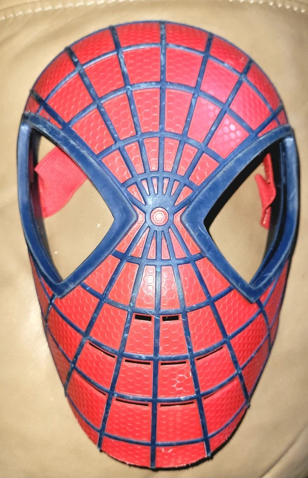 Máscara facial Spiderman de plástico duro talla única para la mayoría de Marvel Hasbro  Foto 1 de 2