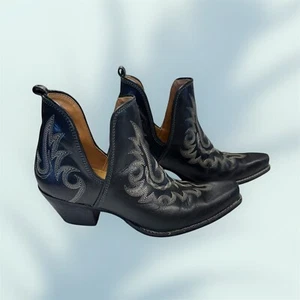 Myra Lasso Lace Stitched Snip Toe Ankle Boots Woman’s Size 9 Black Leather - Picture 1 of 5