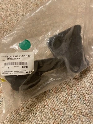 Extensión guardabarros trasero derecho Subaru Legacy Outback 2010-2014 Foto 1 de 2