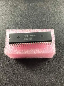 D80C39C - NEC - 8-Bit Micro-Computer IC 40-Pin Plastic - Picture 1 of 1